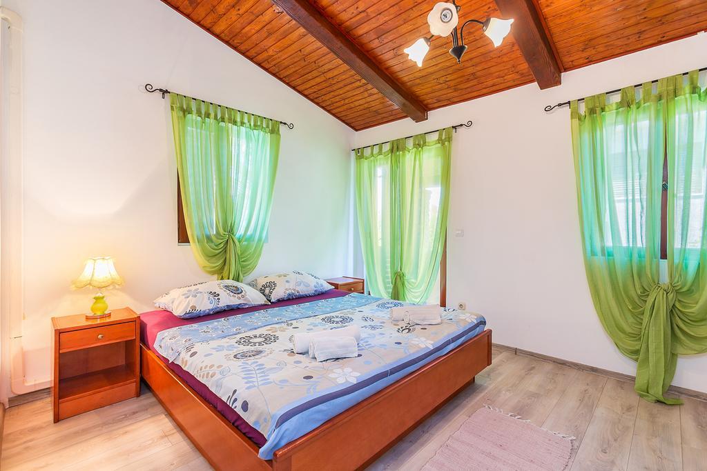 Villa Zara Ližnjan Exterior foto